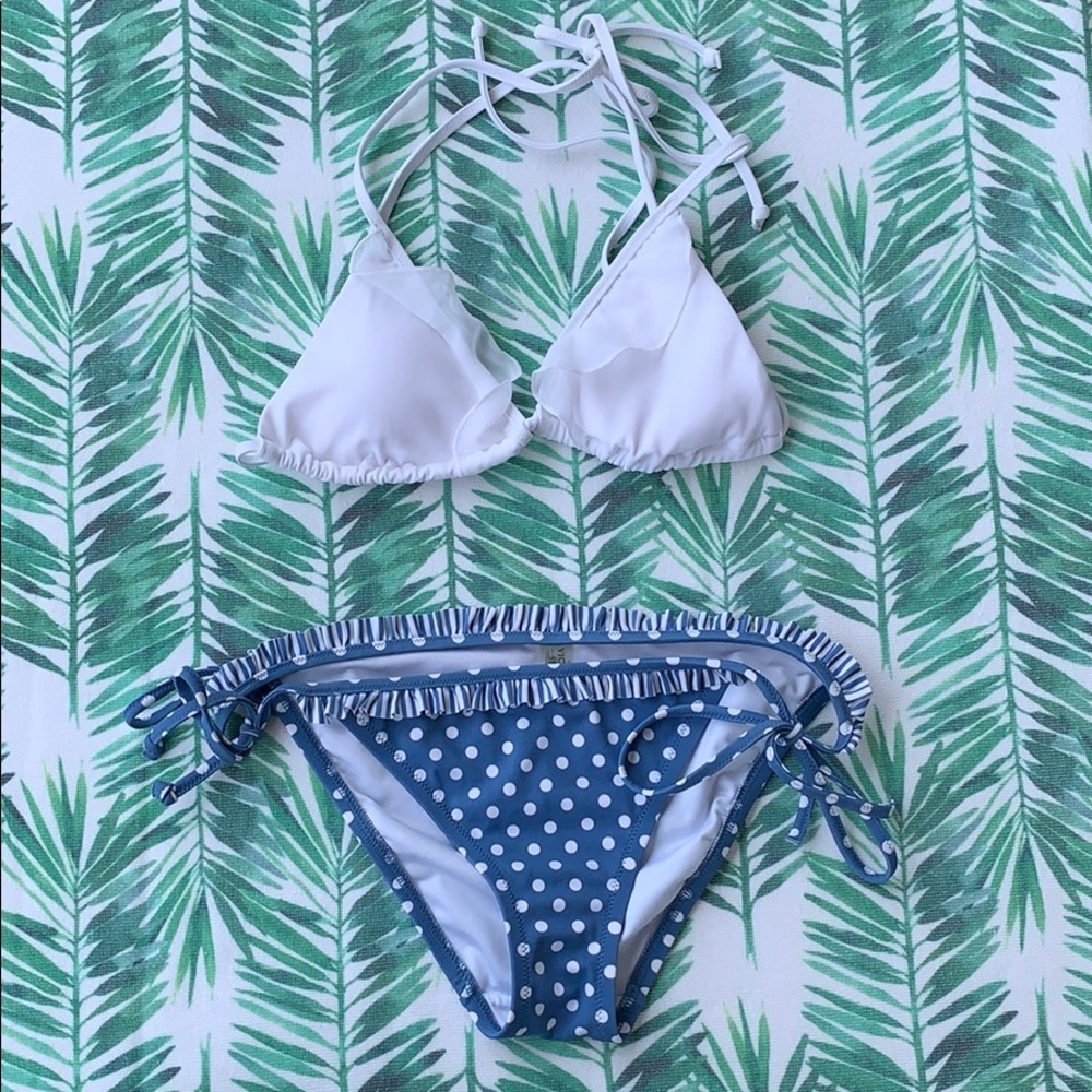 Victoria’s Secret bikini